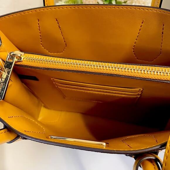 Michael Kors 35F1GM9M2I Mercer Medium Messenger Satchel Bag Signature Marigold - Picture 5 of 8